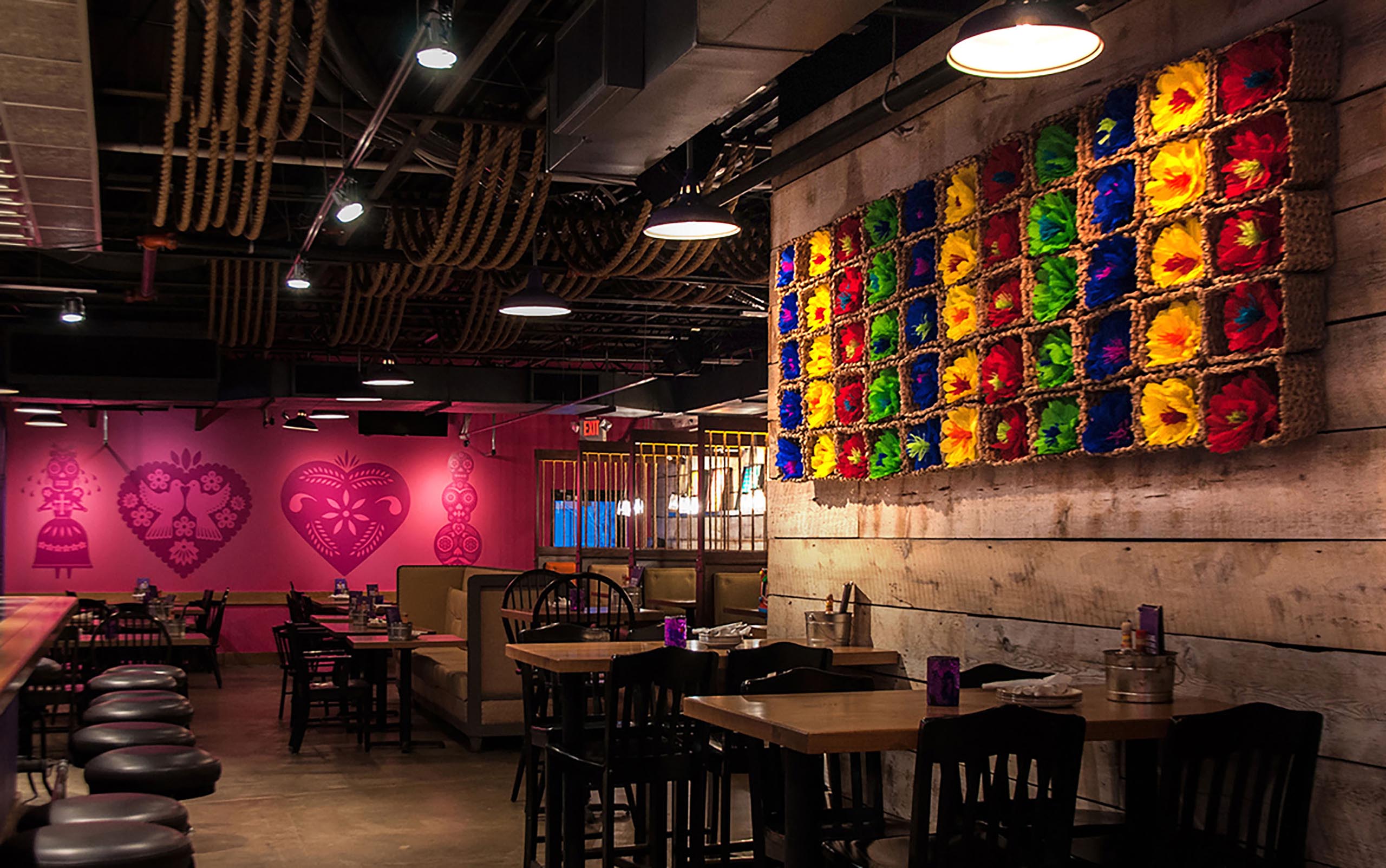 Salsa a la salsa in Minneapolis Mexican restaurant environment design